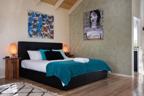 Walnut Chalet 4 - Accommodation Resorts 1