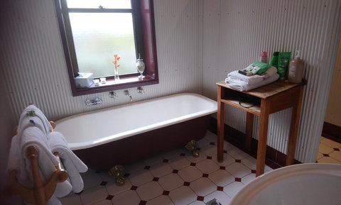 Walnut Cottage - Accommodation Resorts 3