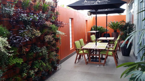 Warners Bay Hotel - Accommodation Resorts 1