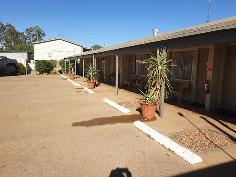 Warrego Motel - Accommodation Resorts 1