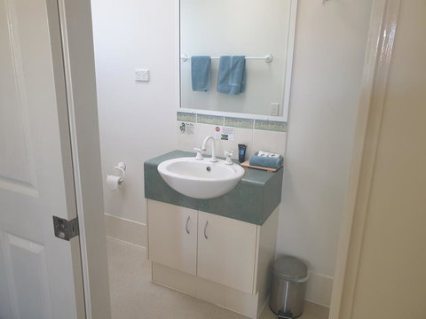 Warrego Motel - Accommodation Resorts 3