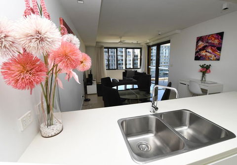 WATERFRONT DARWIN TROPICAL DELIGHT - Accommodation Resorts 0
