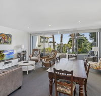 Waterfront resort living with space for the family - Accommodation Resorts