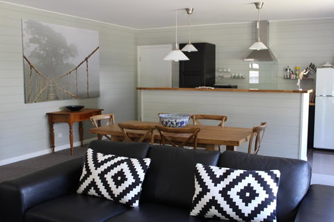 Amelina Cottages - Accommodation Resorts 20