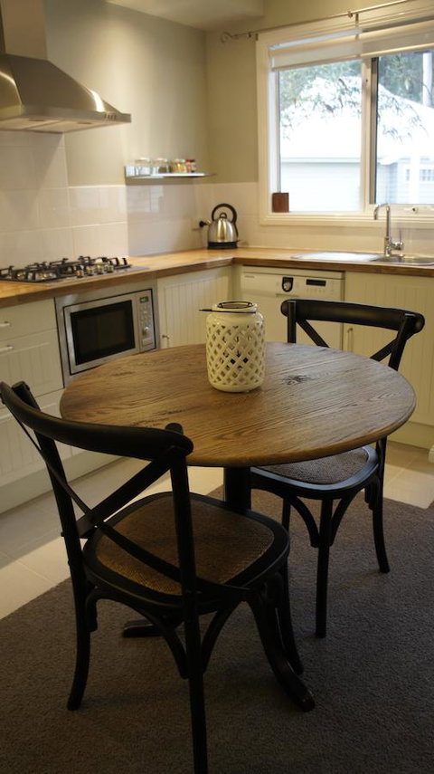 Amelina Cottages - Accommodation Resorts 22