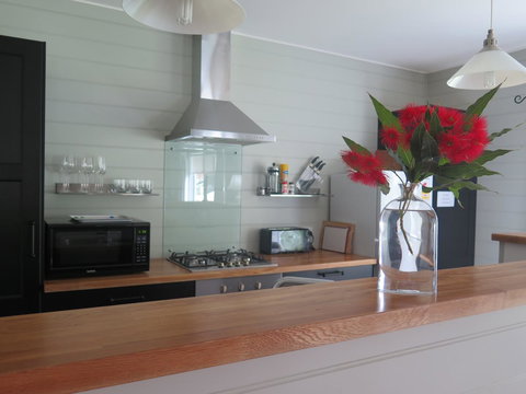 Amelina Cottages - Accommodation Resorts 17