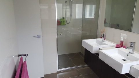 Central To Cowes - Accommodation Resorts 11
