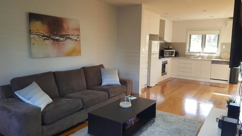 Central To Cowes - Accommodation Resorts 1