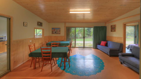 Aspens Springs Farmstay - Accommodation Resorts 6