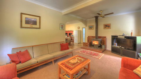 Aspens Springs Farmstay - Accommodation Resorts 15