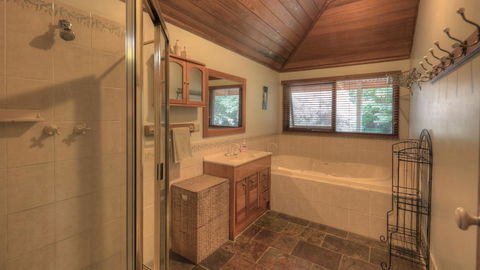 Aspens Springs Farmstay - Accommodation Resorts 4