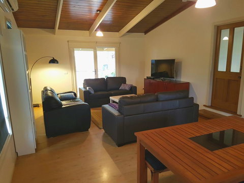 Wahroonga - Accommodation Resorts 10