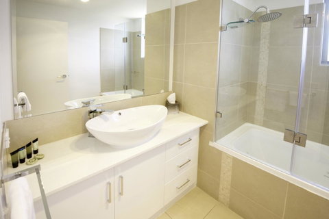 Phillip Island Towers - Accommodation Resorts 10