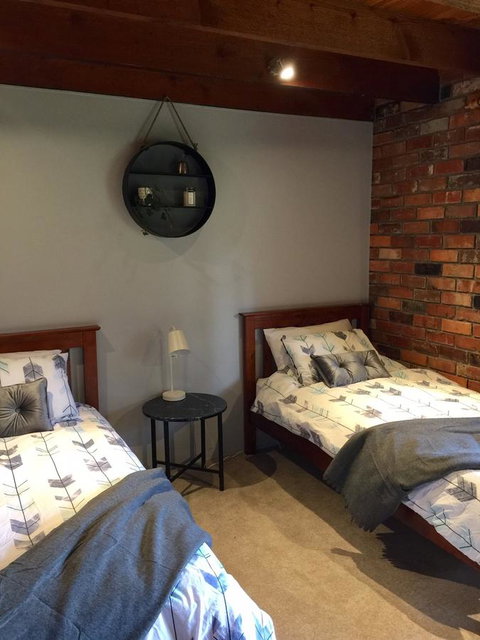 Bricks And Roses - Accommodation Resorts 15