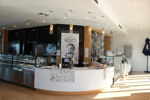 Waterfront Apt 234 Marinaquays - Accommodation Resorts 4