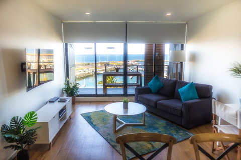 Waterfront Apt 234 Marinaquays - Accommodation Resorts 2