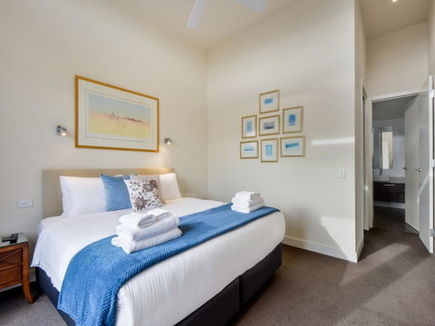 Boutique Stays - Maple On Kent - Accommodation Resorts 9