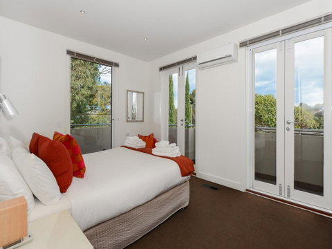 Boutique Stays - Maple On Kent - Accommodation Resorts 13