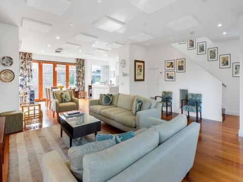 Boutique Stays - Maple On Kent - Accommodation Resorts 1