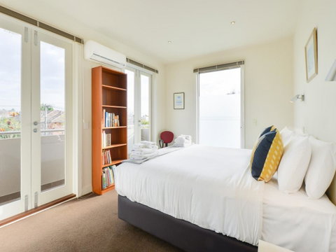 Boutique Stays - Maple On Kent - Accommodation Resorts 19
