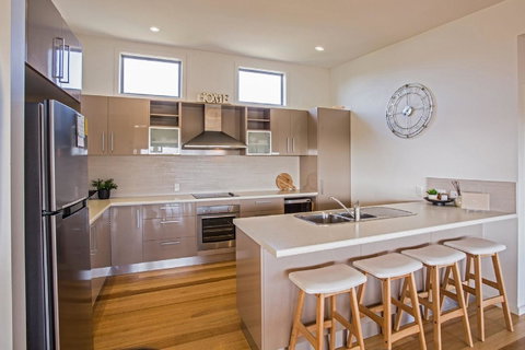 Saltwater Breeze Retreat - Accommodation Resorts 9