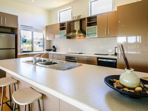 Saltwater Breeze Retreat - Accommodation Resorts 10