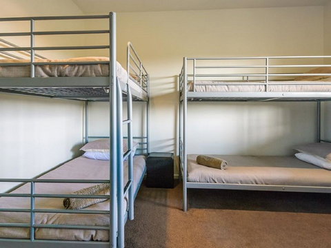 Saltwater Breeze Retreat - Accommodation Resorts 21