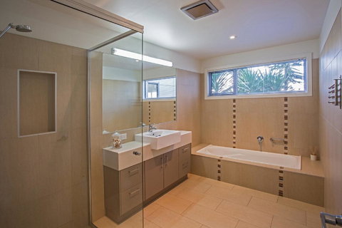 Saltwater Breeze Retreat - Accommodation Resorts 19