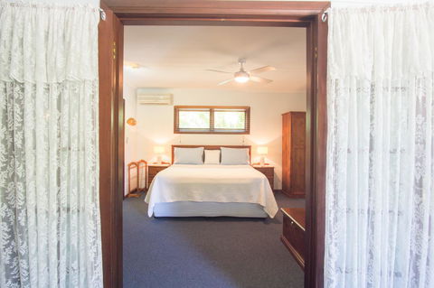 Debbie\'s Place - Accommodation Resorts 40