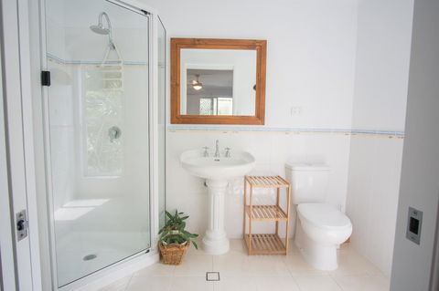 Debbie\'s Place - Accommodation Resorts 10