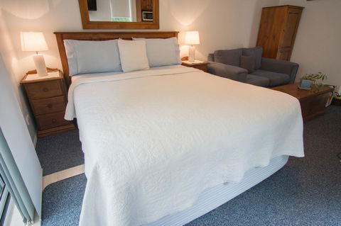Debbie\'s Place - Accommodation Resorts 12