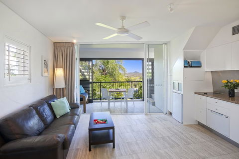 Noosa Blue Resort - Accommodation Resorts 3
