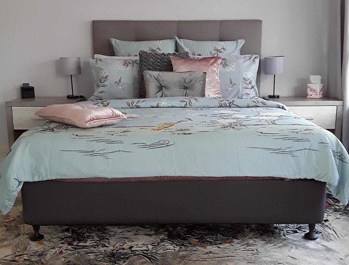 Centenary Park QLD Accommodation Resorts