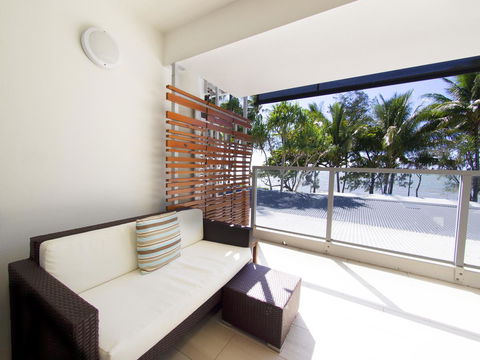 Drift Palm Cove - Accommodation Resorts 25