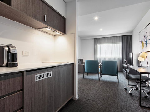 Mercure Sunshine Coast Kawana Waters - Accommodation Resorts 17