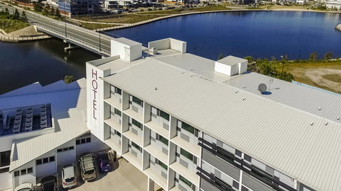 Mercure Sunshine Coast Kawana Waters - Accommodation Resorts 4