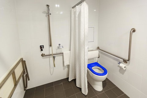 Mercure Sunshine Coast Kawana Waters - Accommodation Resorts 26