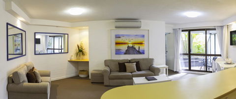 Ocean Breeze Resort - Accommodation Resorts 15
