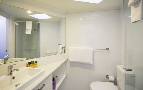 Ocean Breeze Resort - Accommodation Resorts 9