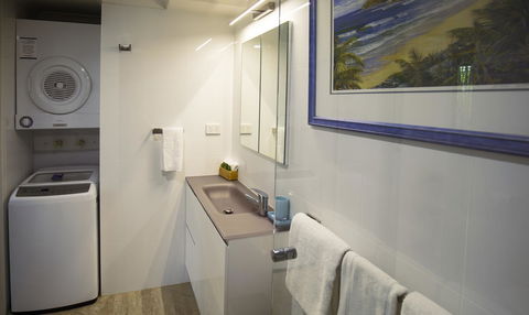 Ocean Breeze Resort - Accommodation Resorts 17