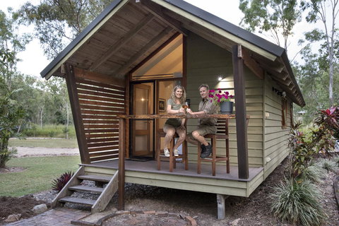 Airlie Beach Eco Cabins - Adults Only - Accommodation Resorts 5
