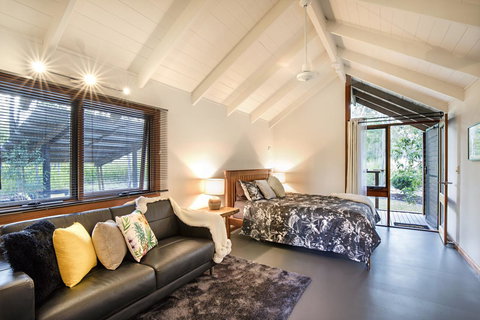 Airlie Beach Eco Cabins - Adults Only - Accommodation Resorts 21