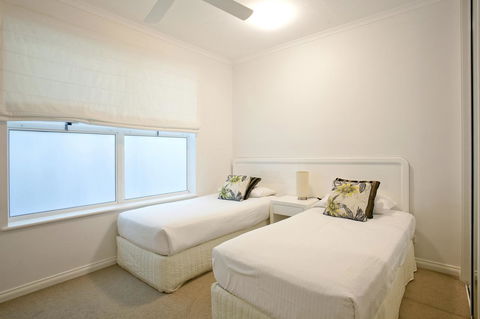 Emerald Noosa - Accommodation Resorts 31