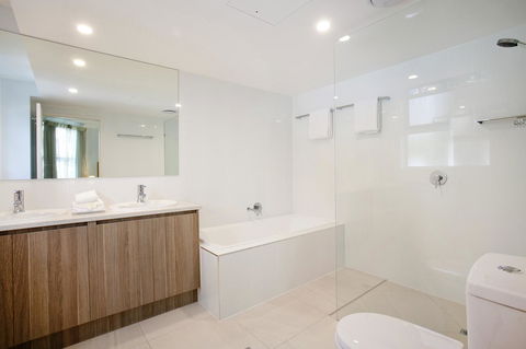 Emerald Noosa - Accommodation Resorts 28