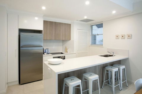 Emerald Noosa - Accommodation Resorts 26