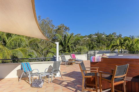 Emerald Noosa - Accommodation Resorts 18