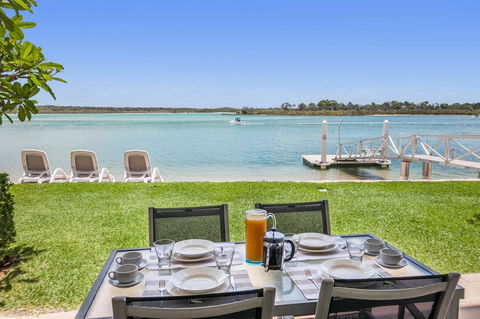 Noosa Harbour Resort - Accommodation Resorts 6