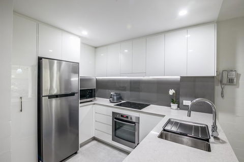Noosa Harbour Resort - Accommodation Resorts 15