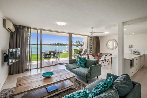 Noosa Harbour Resort - Accommodation Resorts 21