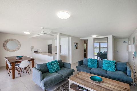 Noosa Harbour Resort - Accommodation Resorts 23